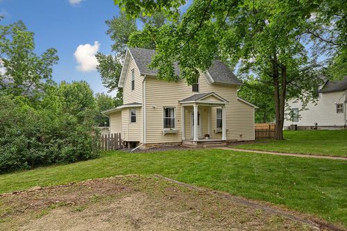 310 Belle St W, Cannon Falls, MN, 55009-2415 | Card Image
