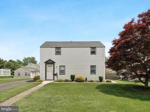 224 Montgomery Ave, ORELAND, PA, 19075-1930 | Card Image