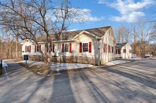 6 Hampton Rd, Exeter, NH, 03833-4806 | Card Image