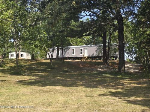 140 Saint Paul Road, Byhalia, MS, 38611 | Card Image