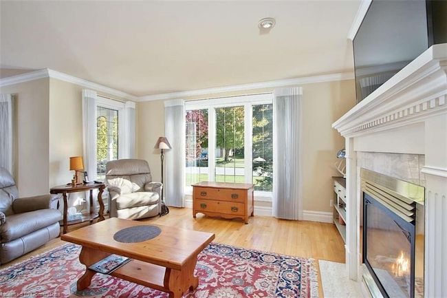 230 Frederick Crt, House other with 3 bedrooms, 2 bathrooms and 6 parking in Tavistock ON | Image 5