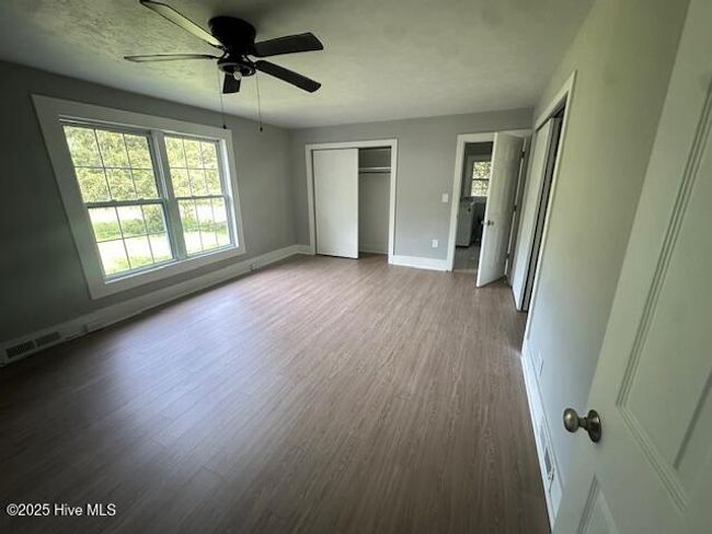 Primary Bedroom | Image 10