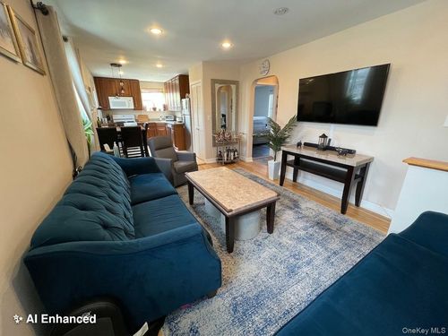 g22-26067 75th Avenue, New York, NY, 11004 | Card Image