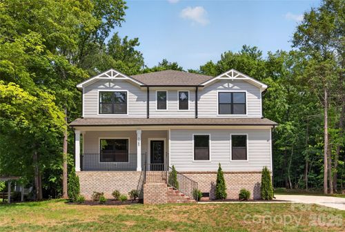 6087 Cambridge Dr, Harrisburg, NC, 28075-9538 | Card Image