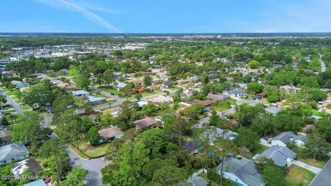 523 Cruiser Ln, House other with 3 bedrooms, 2 bathrooms and null parking in Atlantic Beach FL | Image 56