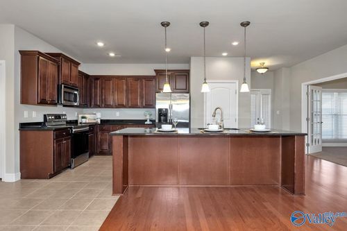 24566 Rolling Vista Dr, Athens, AL, 35613-1512 | Card Image