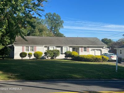 95 E Main Street, House other with 4 bedrooms, 2 bathrooms and null parking in Freehold NJ | Image 3