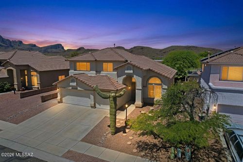 9205 N Sugar Foot Dr, Tucson, AZ, 85743-5206 | Card Image