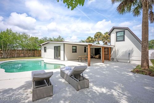 571 Hopkins St, NEPTUNE BEACH, FL, 32266-4744 | Card Image