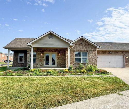 585 Regency Cir, Richmond, KY, 40475-8257 | Card Image
