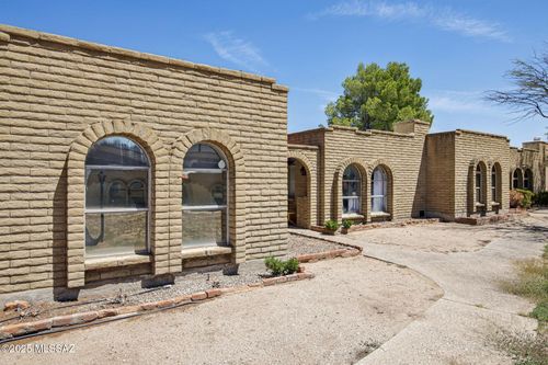 2439 N Shade Tree Cir, Tucson, AZ, 85715-3740 | Card Image