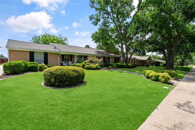 202 N Weatherred Dr, House other with 3 bedrooms, 2 bathrooms and null parking in Richardson TX | Image 4