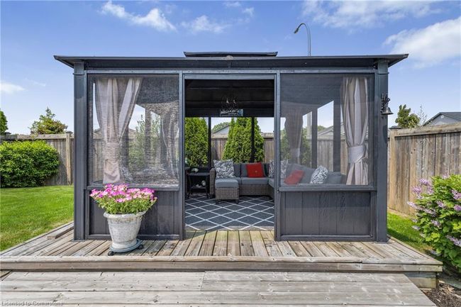 14 Mapleview Dr, House other with 2 bedrooms, 3 bathrooms and 6 parking in Hagersville ON | Image 45