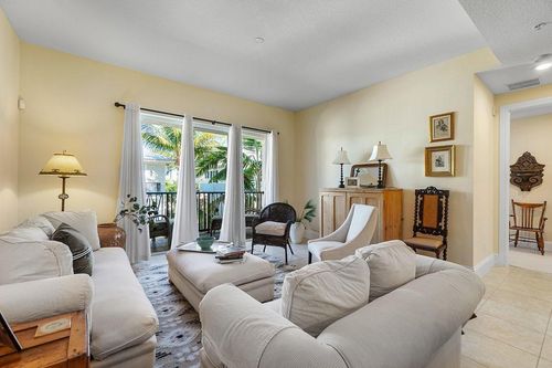 207-226 N Latitude Cir, Delray Beach, FL, 33483-8063 | Card Image