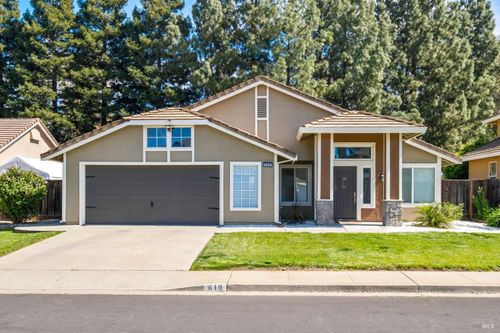 619 Rutgers St, Vacaville, CA, 95687-4610 | Card Image