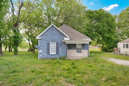 1957 W High St, Springfield, MO, 65803-1614 | Card Image