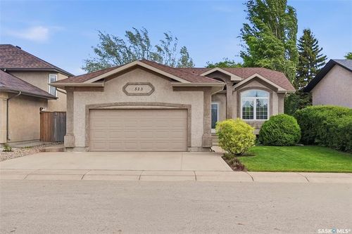 523 Ens Lane, Warman, SK, S0K4S0 | Card Image