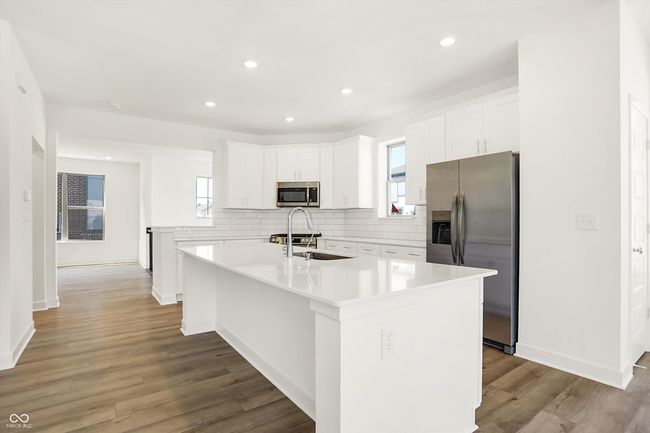 13421 Carlsbad Pl, Townhouse with 3 bedrooms, 4 bathrooms and null parking in Fishers IN | Image 21
