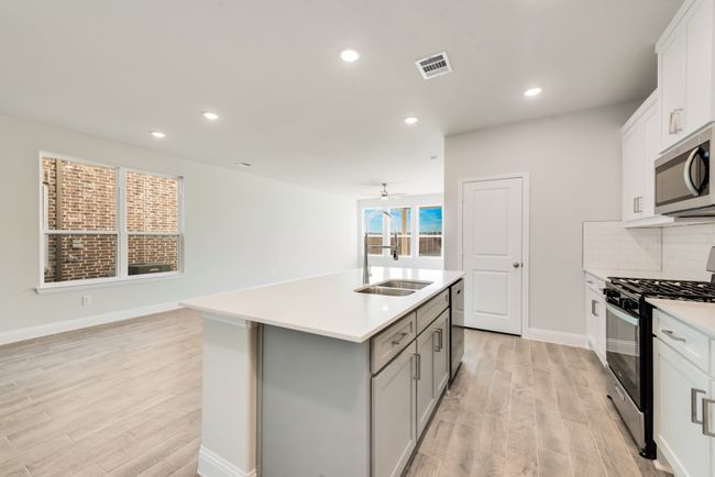 3206 Lucia Way, House other with 4 bedrooms, 3 bathrooms and null parking in Princeton TX | Image 8