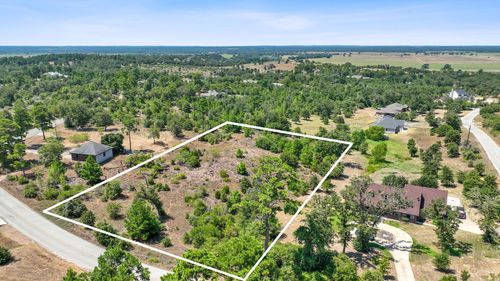 400 Mcallister Rd, Bastrop, TX, 78602-5659 | Card Image