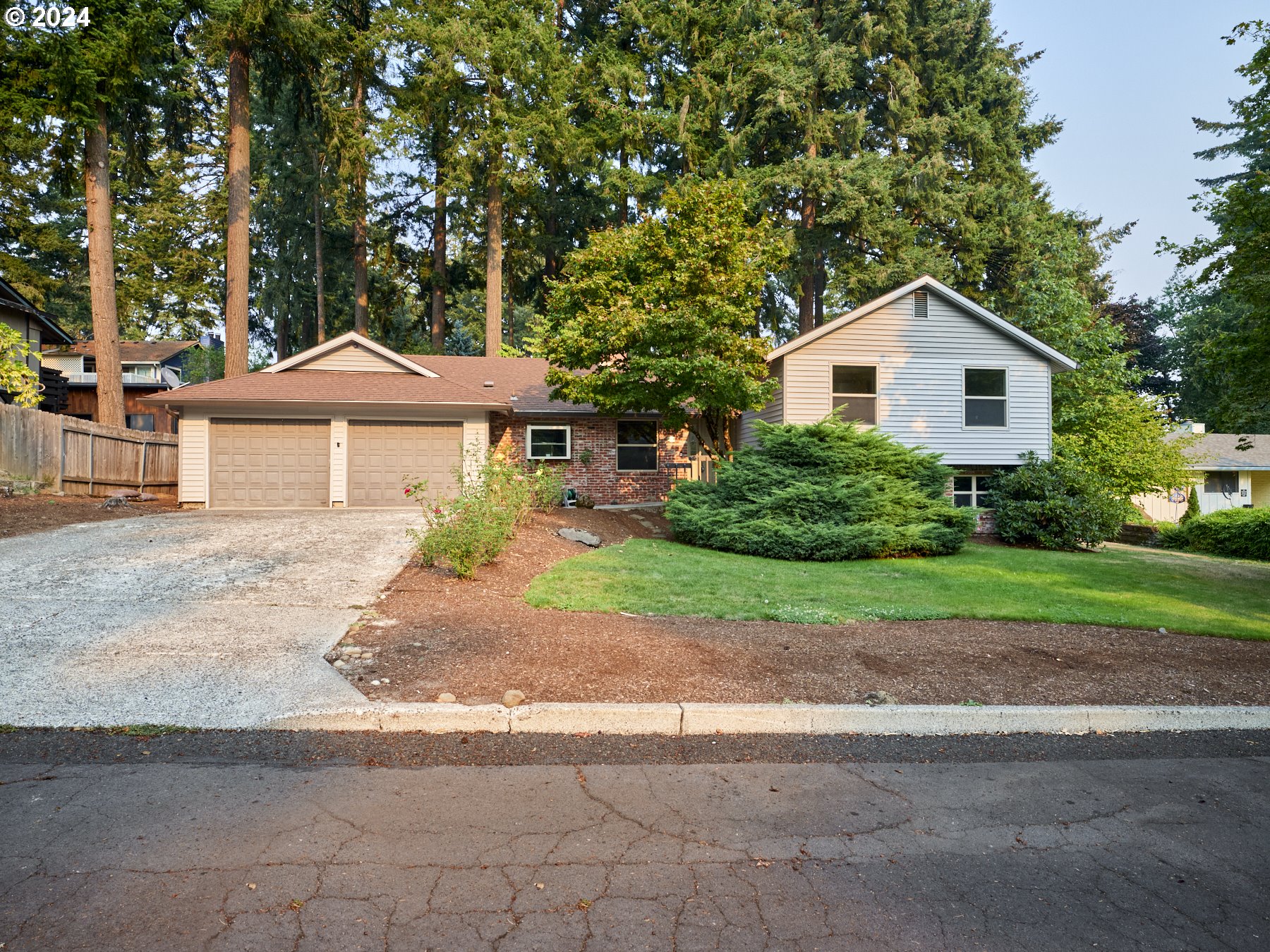 131st Ave, Vancouver, WA 98683