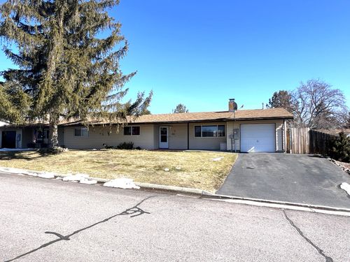 10521 Kincheloe Ave, Klamath Falls, OR, 97603-7163 | Card Image