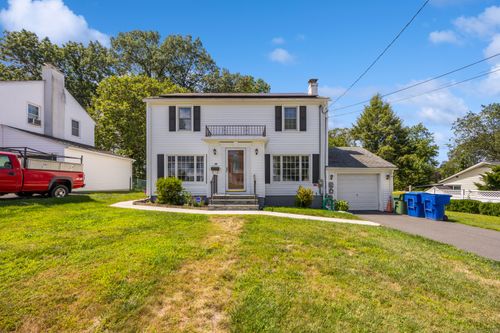 49 Gail Dr, Waterbury, CT, 06704-2210 | Card Image