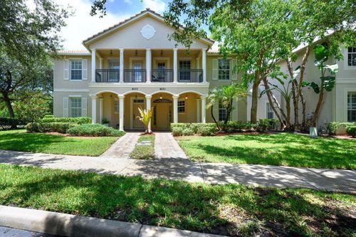 8071 Murano Cir, Palm Beach Gardens, FL, 33418-8175 | Card Image