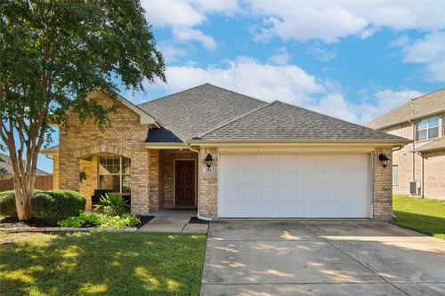 214 Lawson Farms Dr, Midlothian, TX, 76065-5694 | Card Image
