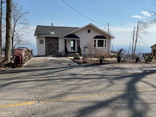 727 Cascade Trl, Fancy Gap, VA, 24328-4357 | Card Image