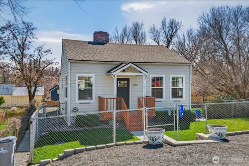 805 Sinclair St, Davenport, WA, 99122-5214 | Card Image