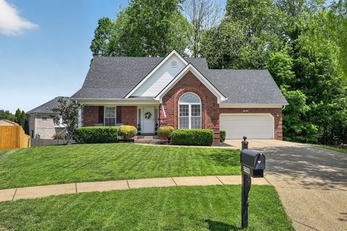 5603 Pleasure Ct, Louisville, KY, 40272-6121 | Card Image