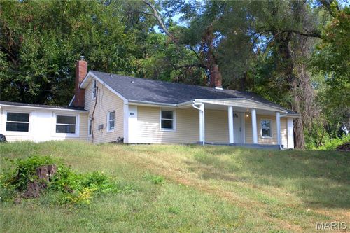 441 Bluff Dr, Saint Louis, MO, 63137-3208 | Card Image