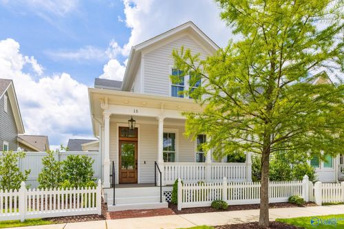 15 Nw Angell Street, Huntsville, AL, 35806 | Card Image