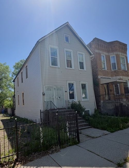 6409 S Carpenter St, Chicago, IL, 60621-1329 | Card Image