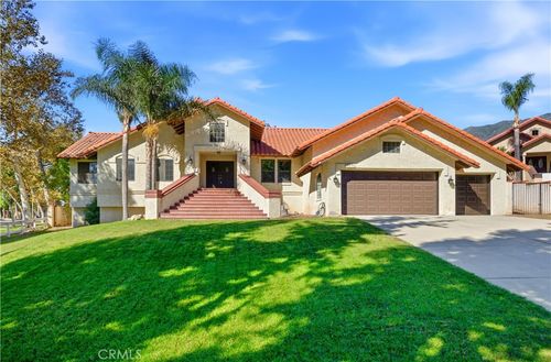 5498 Shadow Ln, Rancho Cucamonga, CA, 91737-6748 | Card Image