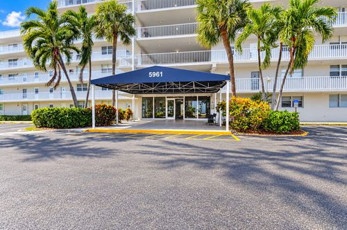 210-5961 Nw 2nd Ave, Boca Raton, FL, 33487-2001 | Card Image