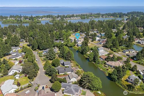 647 Skamokawa Ct Se, Ocean Shores, WA, 98569-9242 | Card Image