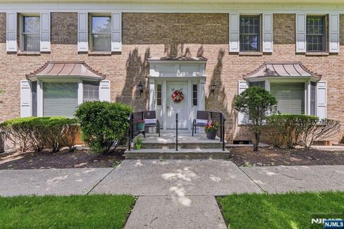 117 S Maple, Park Ridge, NJ, 07656 | Card Image