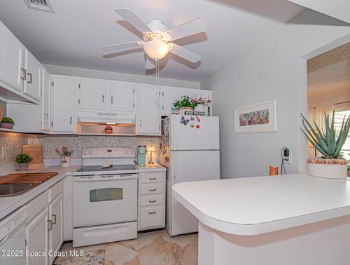 apt-204-75 Royal Oak Ct, VERO BEACH, FL, 32962-3762 | Card Image
