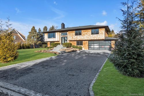 40 Knollwood Dr, Southampton, NY, 11968-3205 | Card Image