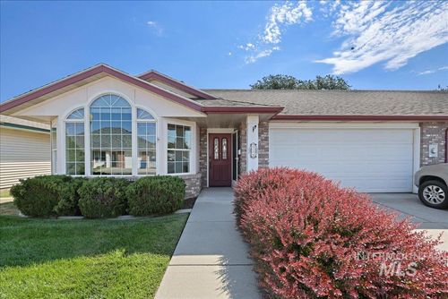 124 Country Lane Loop, Payette, ID, 83661-2666 | Card Image