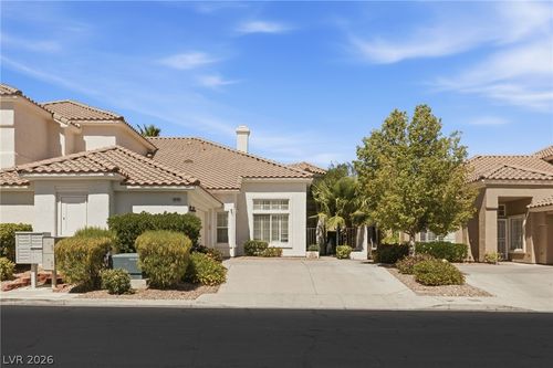 9208 Sunnyfield Dr, Las Vegas, NV, 89134-6347 | Card Image