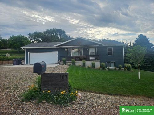 107 4th St, Hartington, NE, 68739-6121 | Card Image
