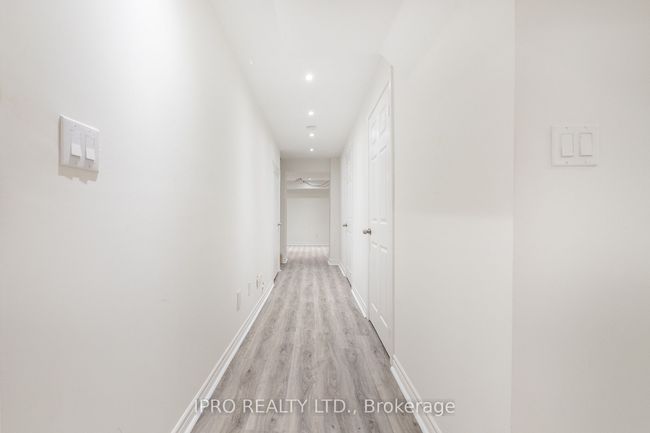 470 Savoline Blvd, House attached with 4 bedrooms, 3 bathrooms and 2 parking in Milton ON | Image 38