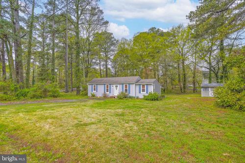 17585 Oriole Dr, Cobb Island, MD, 20625-3050 | Card Image