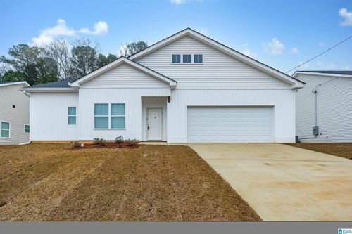 18460 Thoroughbred Dr, Vance, AL, 35490-3400 | Card Image