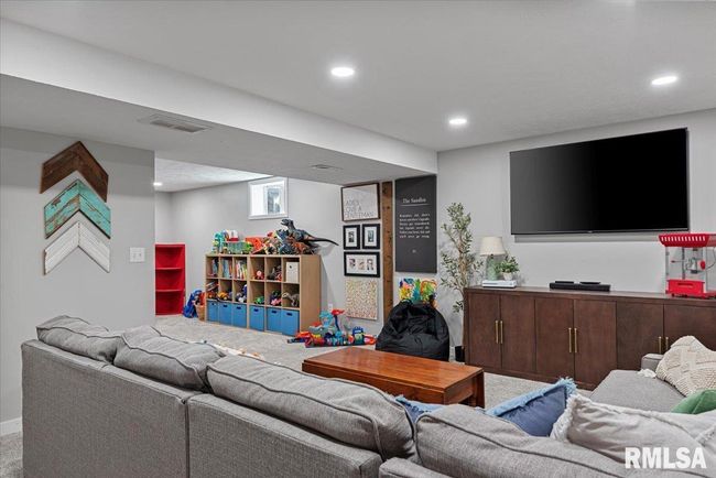 3217 Catalpa Dr, House other with 4 bedrooms, 3 bathrooms and null parking in Springfield IL | Image 41