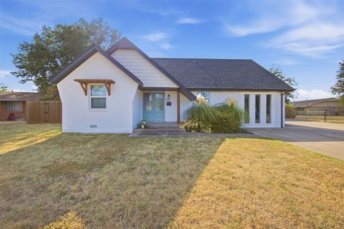 604 Mcarthur Ln, McAlester, OK, 74501-7042 | Card Image