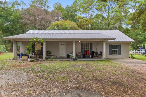 11301 Johns Bayou Rd, Vancleave, MS, 39565-7048 | Card Image